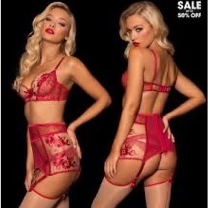 Honey Birdette ISSY Red Embroidered Thong Panty -Large (US/UK/AUS) ❤️